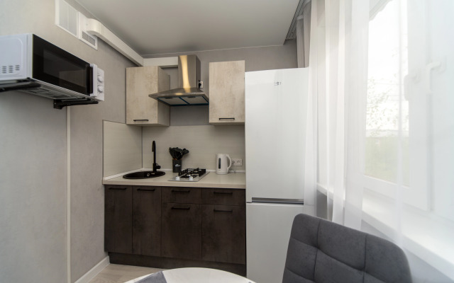 Квартира со свежим ремонтом возле Цвет. мета СФУ