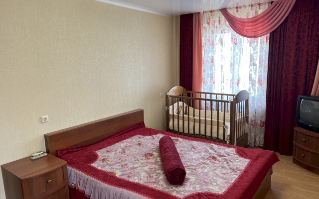 Апартаменты 127 Полевая 45