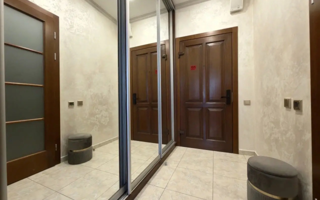 Apartamenty Luks sokolad v Tavride na nabereznoj Alty