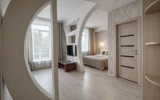 Apartamenty Len radom s Medsancast'u MVD, Parkom Cudes i SGK Kirova 25