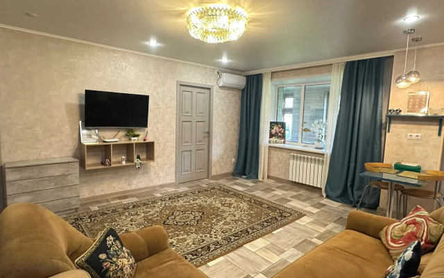 Dvukhkomnatnye V Tsentre Kazani Apartments