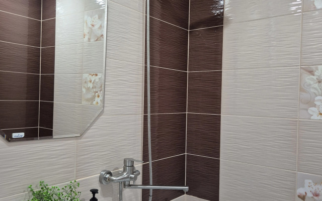 93 Na Prospekte Miru 4 Apartments