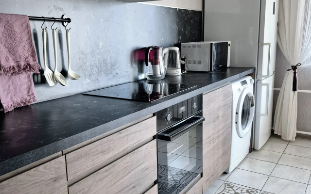 Dizaynerskaya "Modern" Flat