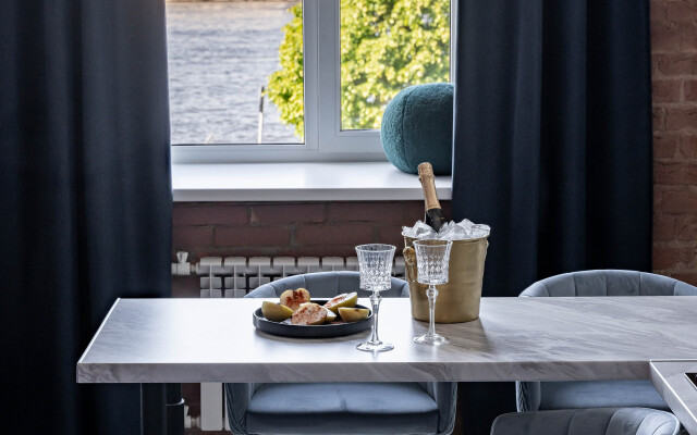 Апартаменты Лофт с Видом на Неву 2