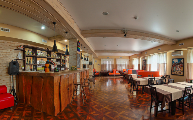 Tukan House