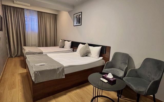 Hotel Mashtots Hotel