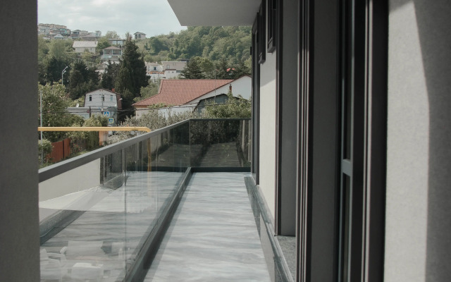 Vzlyot Guest House