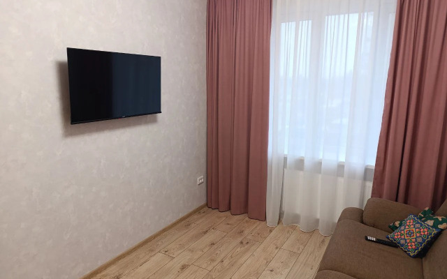 Квартира Новая 1-комнатная,2 кровати