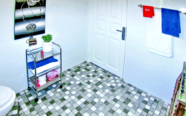 White 3BR in Seminyak Villa