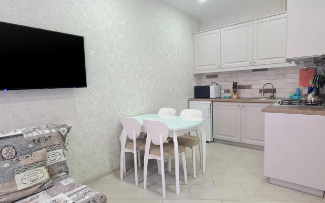 Квартира Студия с Балкончиком в Курортном Городке