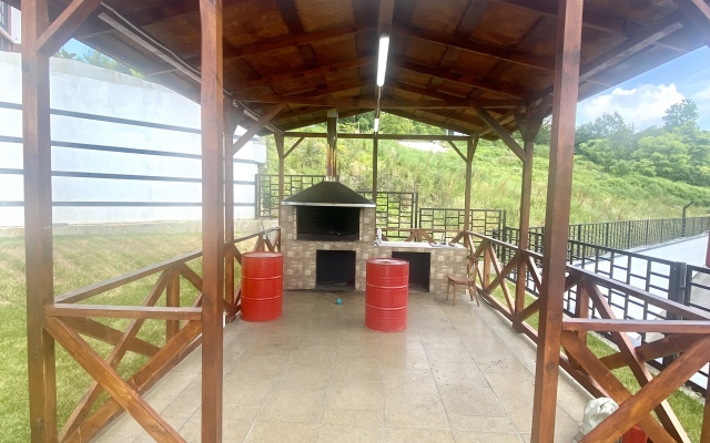 Studiya Lenina 298V Apartments