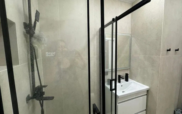 Dvukhkomnatnaya V Zhk Flora Flat