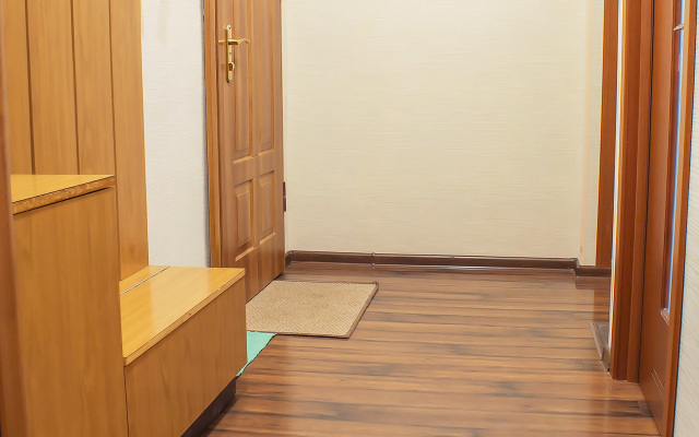 Dvukhkomnatnaya Ryadom S Almazova Flat