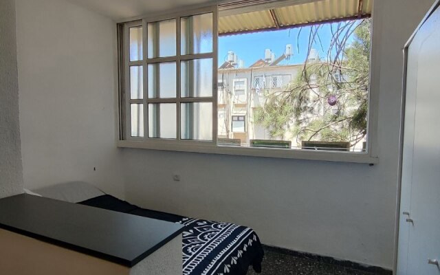 U Sredizemnogo Morya Apartment