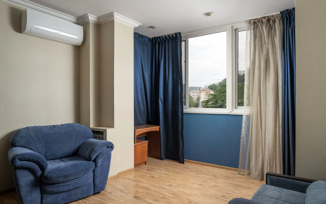 Na Krasnopolyanskoy Flat