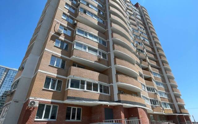 bulvar V Gorode U Morya Flat