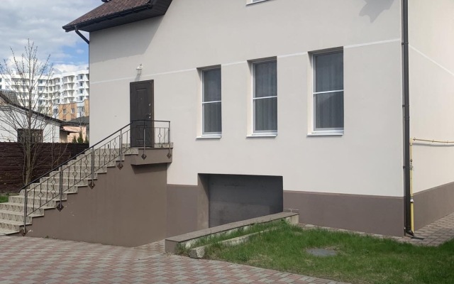 Chastny Dom V Tsentre Minska
