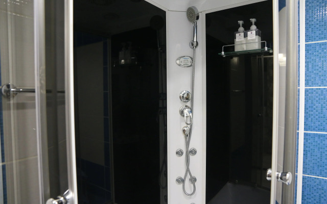 Odnokomnatnye Lyuks S Bolshoy Kukhney I Lodzhiey Apartments