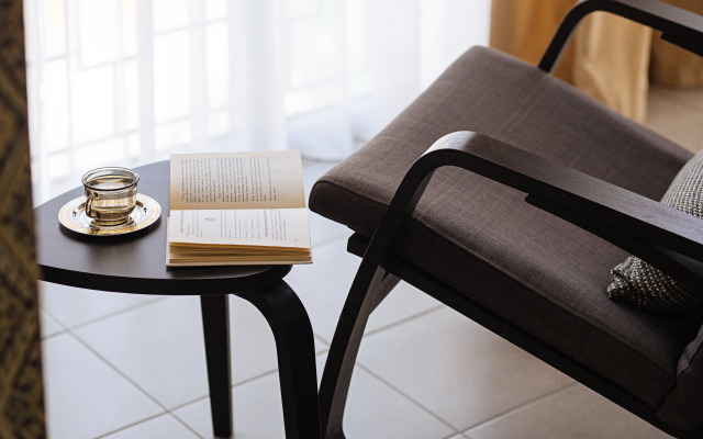 Apart Here Comes The Sun Flat