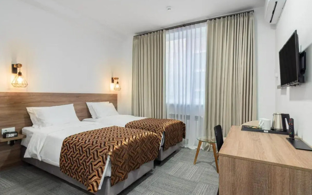TA Collection Hotel