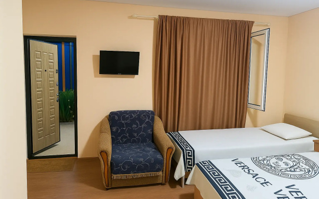 Chernomorskiy Oazis Guest house