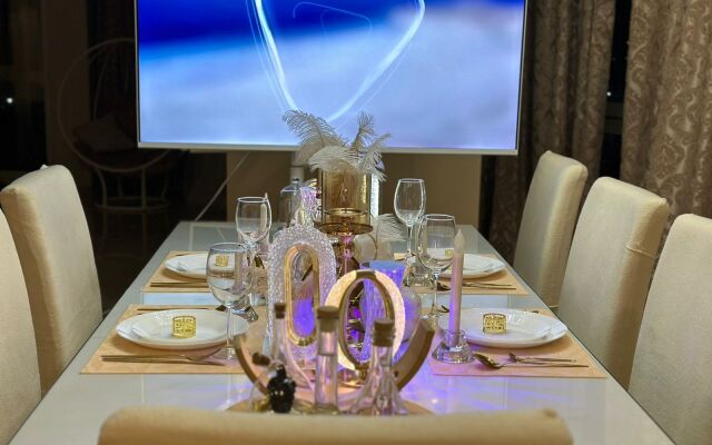 Апартаменты Атмосфера комфорта студия Золотая антилопа с лоджией