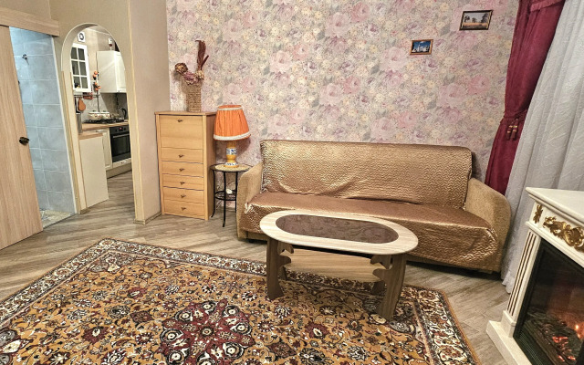 Квартира Двухкомнатная с КАМИНОМ на Набережной