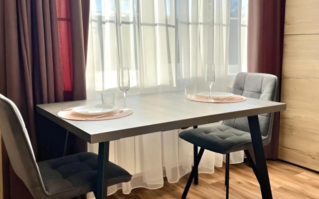Eva Apartments  Guest House