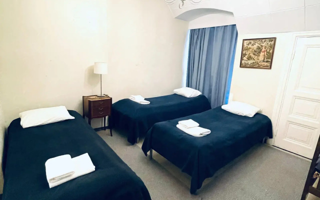 Senate Hotel