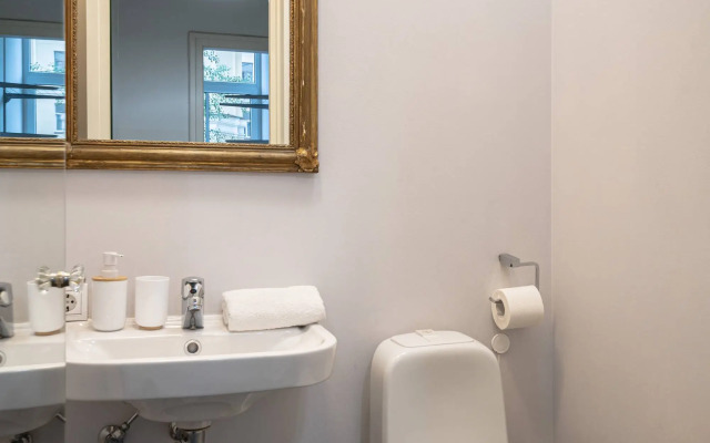 Апартаменты Делюкс на Мойке 40