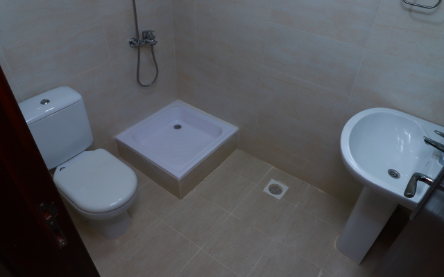 ONYX HOTEL APARTMENTS-MAHA HOSPITALITY GROUP Apartment hotel