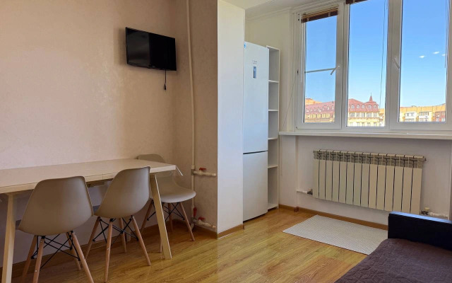 Svetliye S Balkonom I Stilnoy Gostinoy Na Magomedali Magomedzhanova Apartments