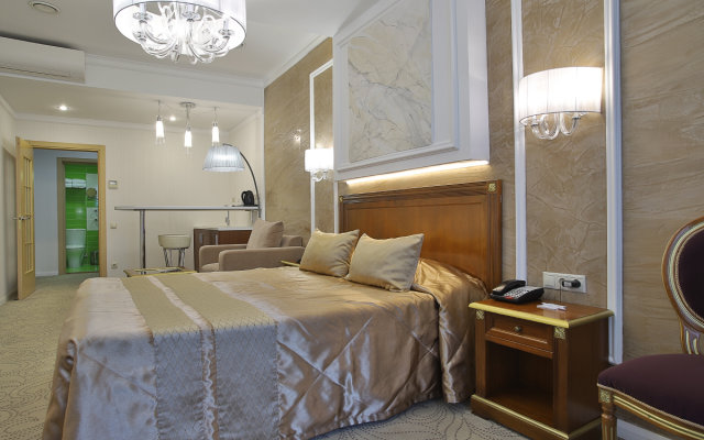 Parus Sportivno-Ozdorovitelny Kompleks Resort Hotel