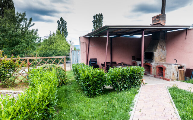 Priyt Strannika Guesthouse