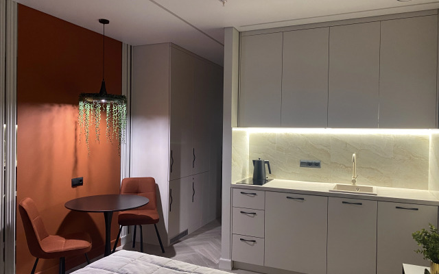 Biznes-Klass Naprotiv Metro Apartments