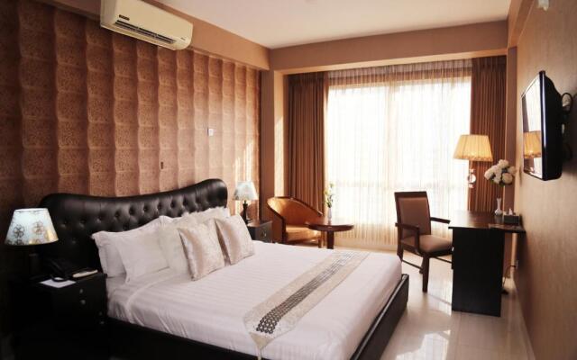 Отель Civic Inn