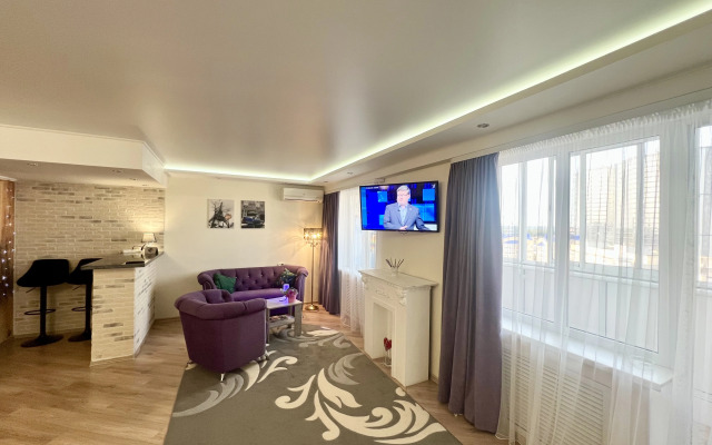 Studiya Lyuks S Dzhakuzi Flat
