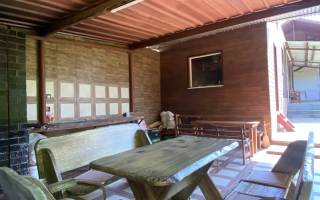 Частный дом с видом на санаторий