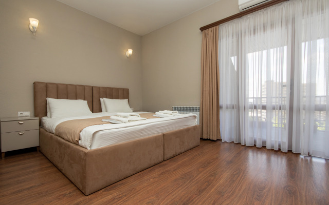 Hillside Guest house