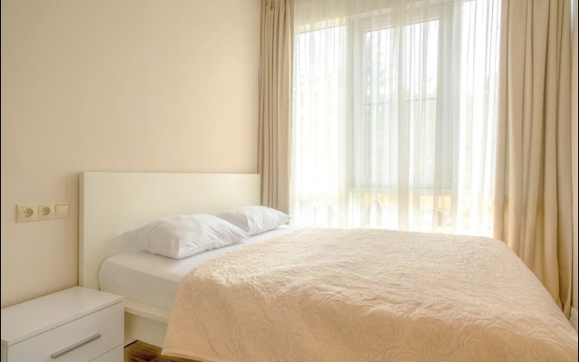 Les Amis Apartments 10