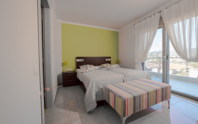 Toroni Luxury Villas - Orange Villa