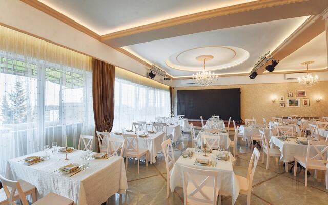Villa IvaMariya Hotel