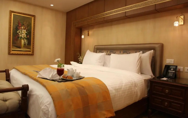 Helnan Landmark Hotel