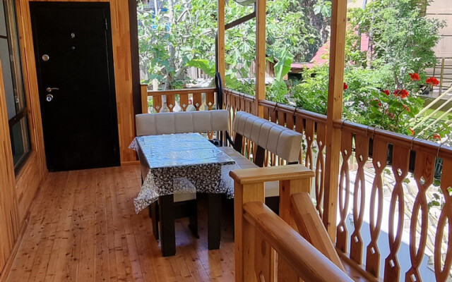 Gostevoy Dom Yekaterina Guest House