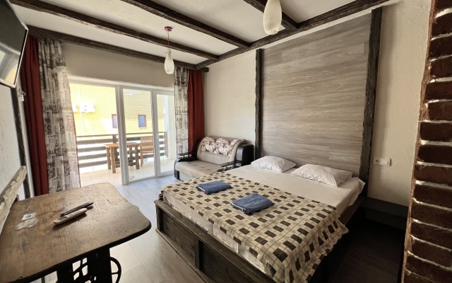 Na Nahimova Guest House
