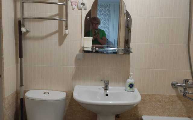 Na prospekte Kirova 54 Flat