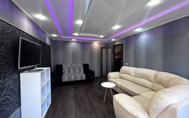 Апартаменты 51 Евродвушка в Центре Экспедиция на Север на Полярных Зорях, 19