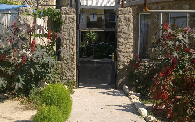 Отель Буковина