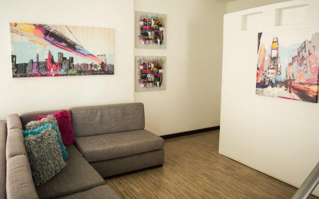 Icon Apartments