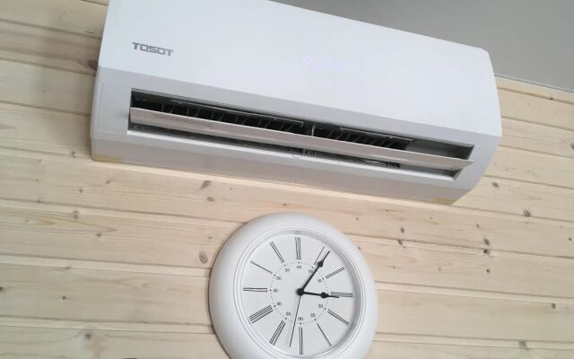 Частный дом в 1-м Академическом переулке 9